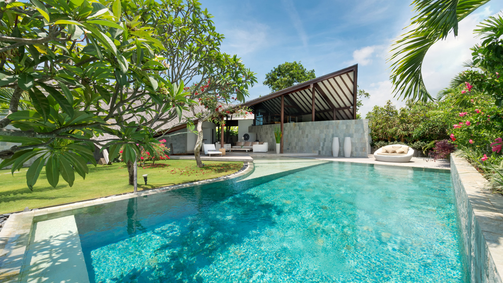 The Layar - 3 bedroom - A huge pool